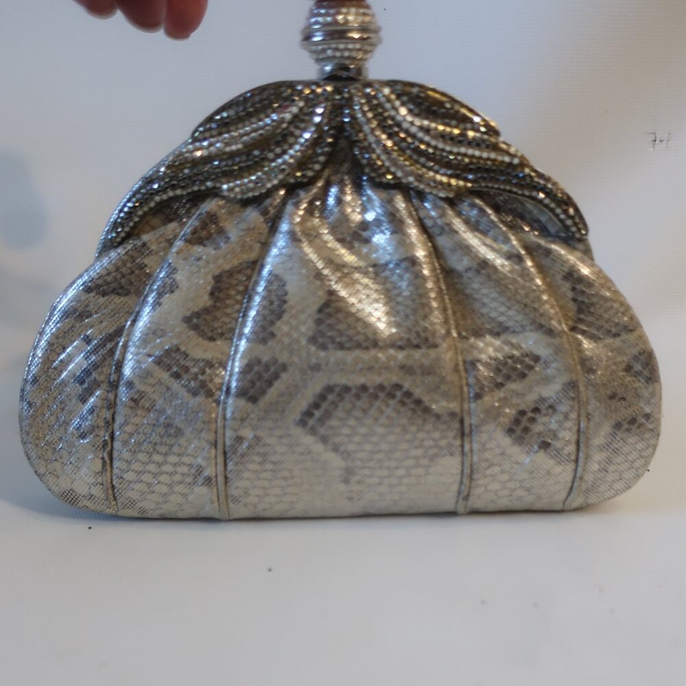 Womens Finesse La Model Silver Gray Cream Python Leather Clutch Handbag